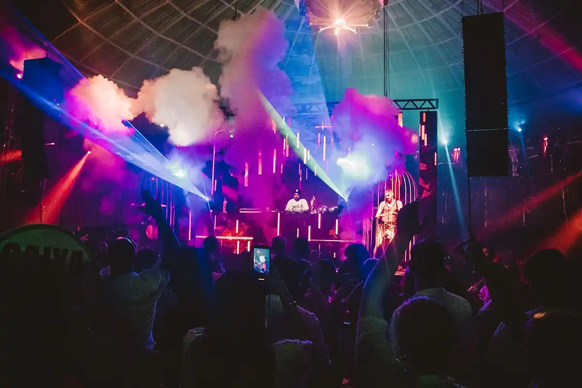 Réveillon de Curitiba na Ópera de Arame - Virada Paradisíaca 2026 - Divulgação Réveillon de Curitiba na Ópera de Arame - Virada Paradisíaca 2026 - Divulgação